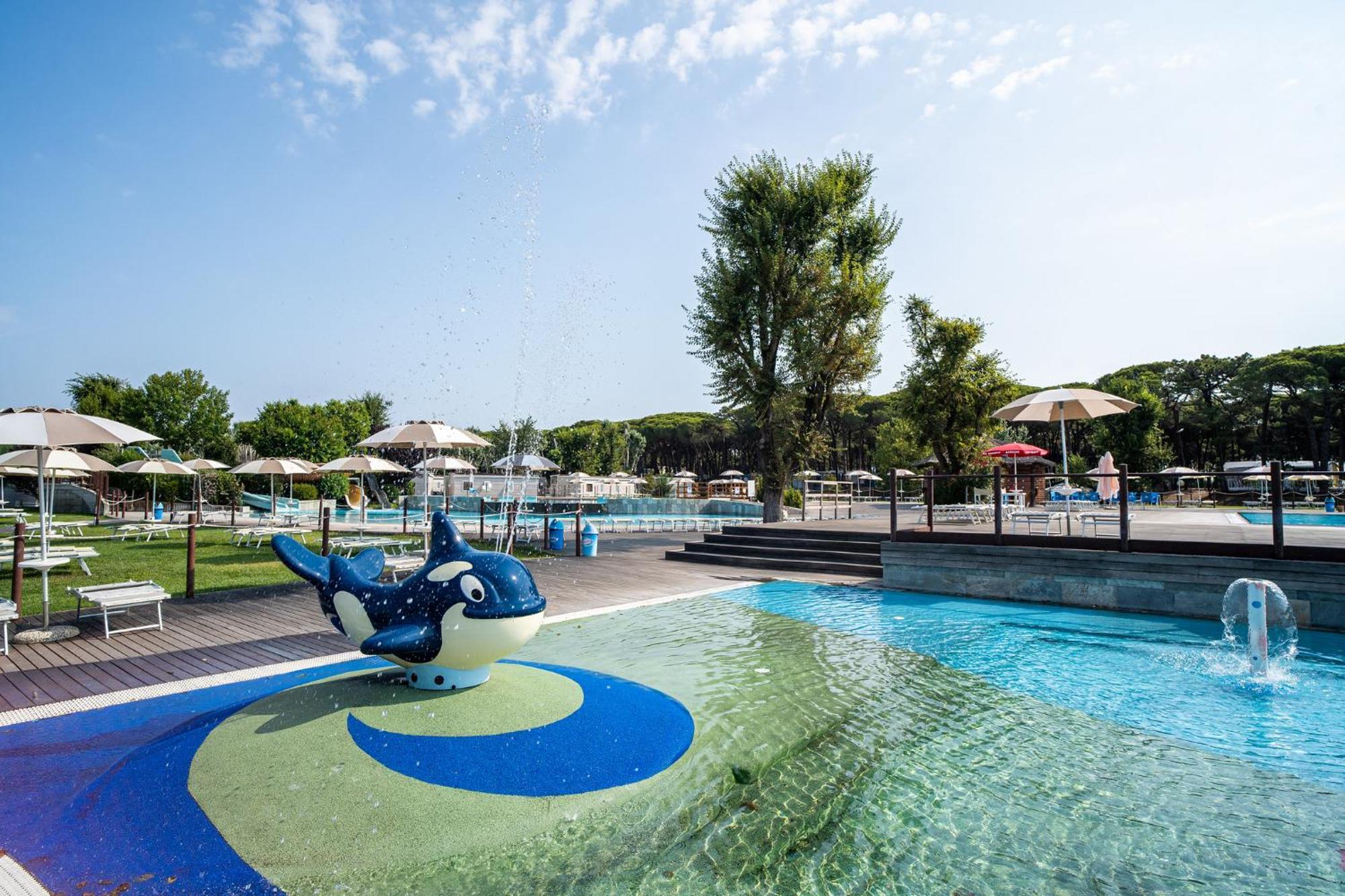 Club Del Sole Spina Family Collection Hotell Lido di Spina Eksteriør bilde