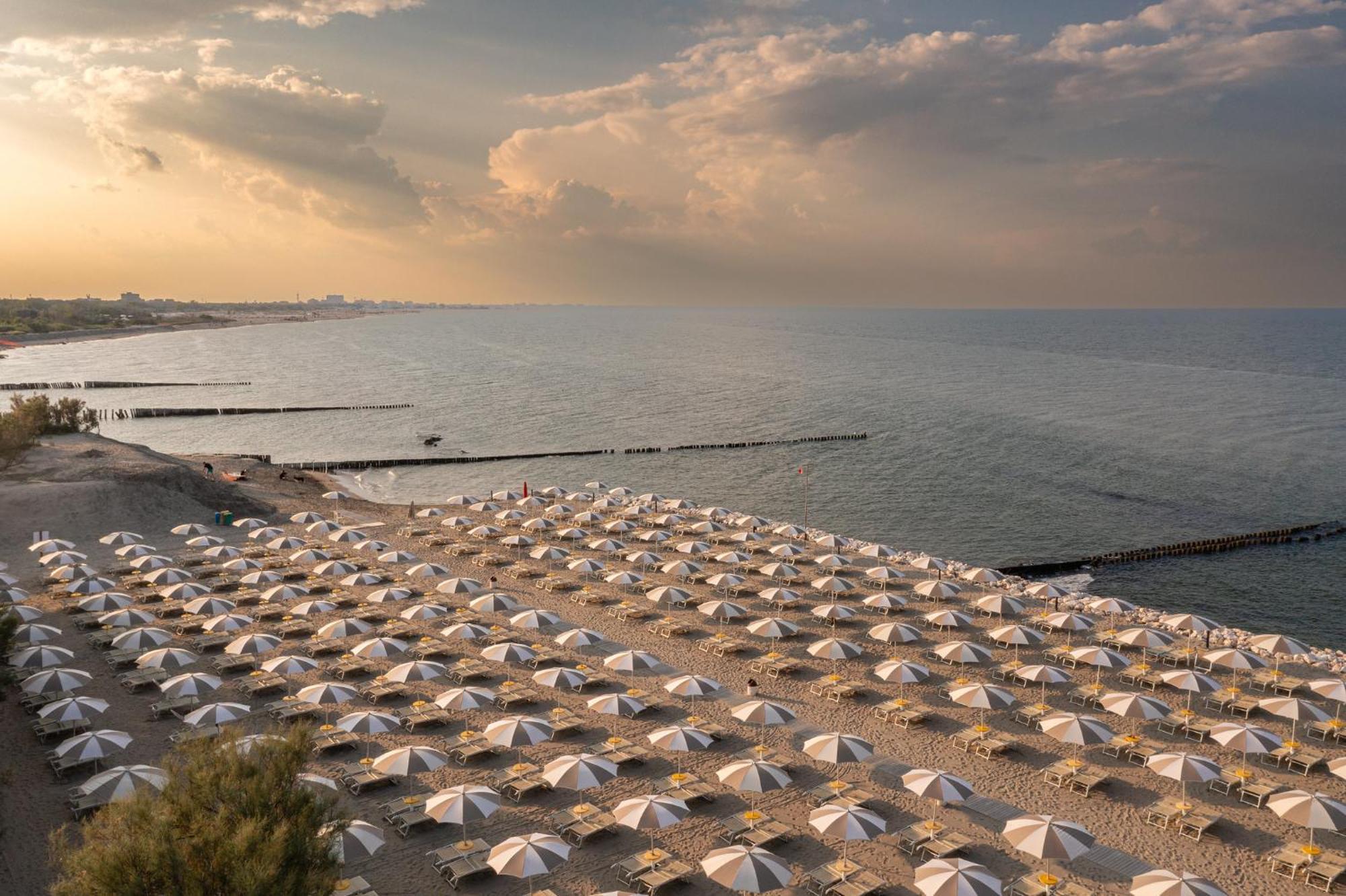 Club Del Sole Spina Family Collection Hotell Lido di Spina Eksteriør bilde